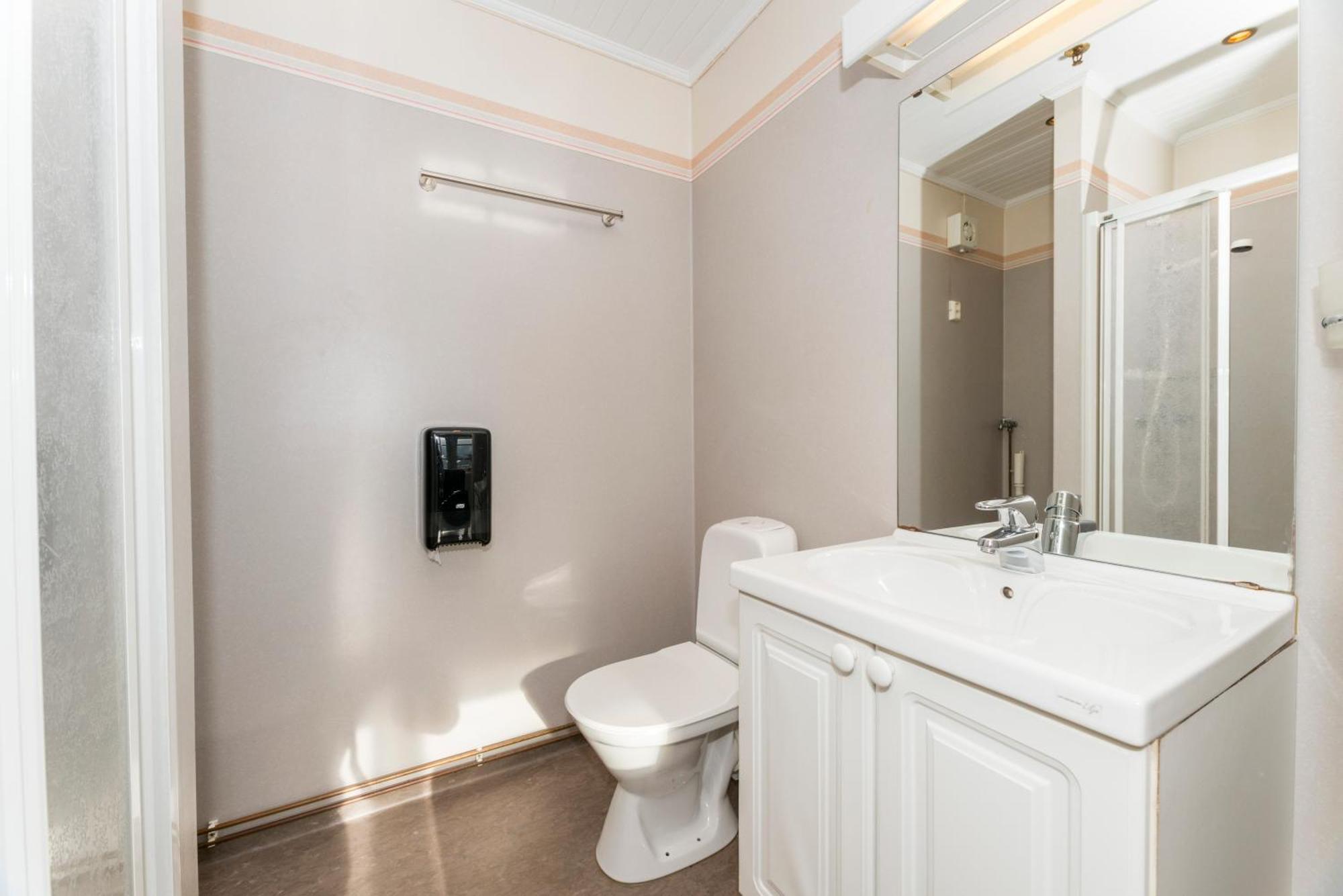 Tyskhella Rorbuer Apartment Kabelvag Luaran gambar