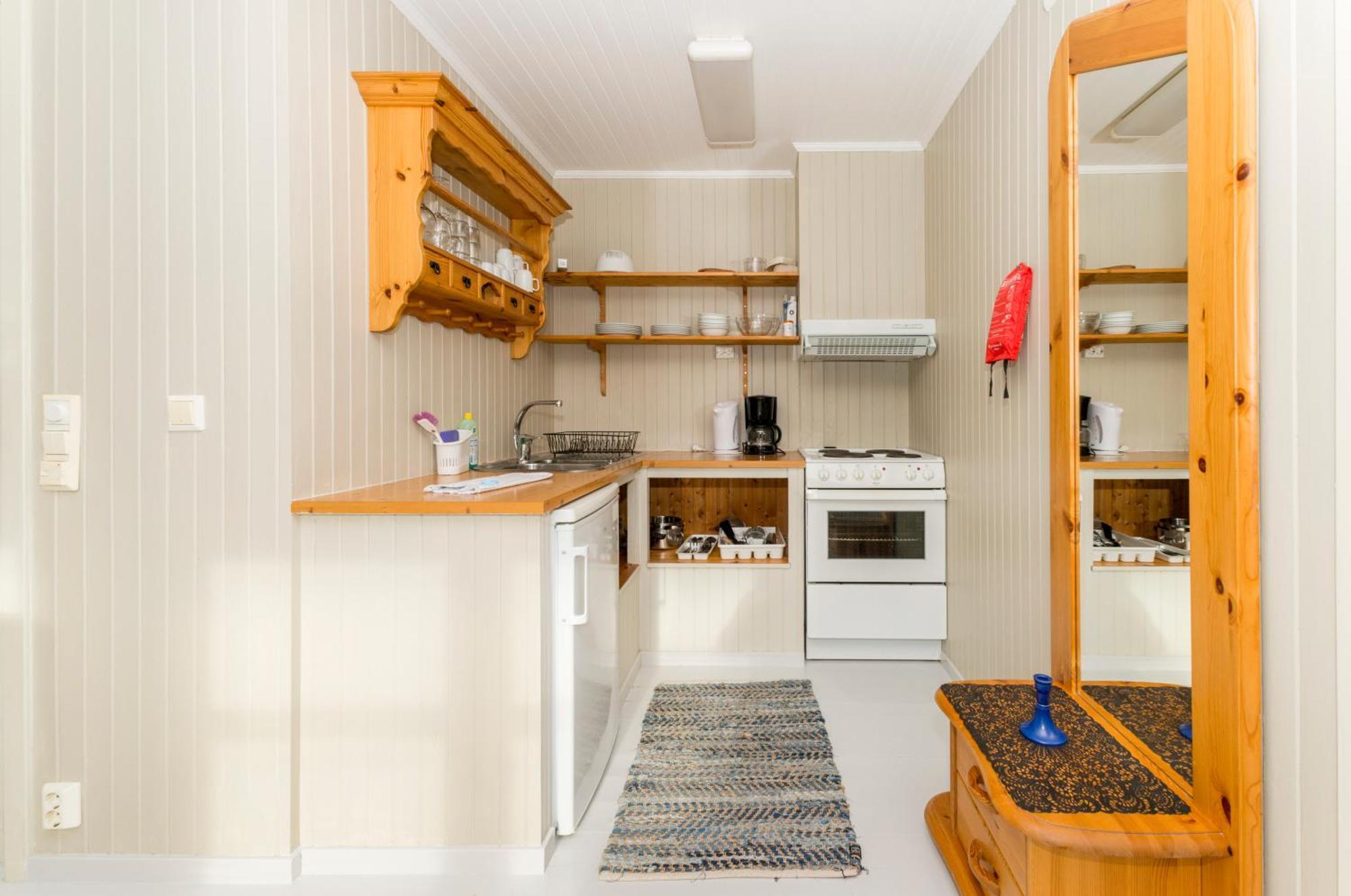 Tyskhella Rorbuer Apartment Kabelvag Luaran gambar